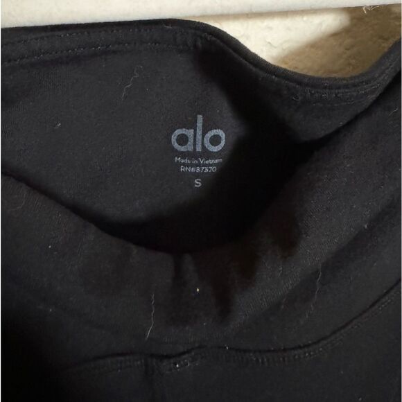 ALO Yoga Airbrush Chakra Leggings Size Small in Black & Gold - Picture 6 of 7